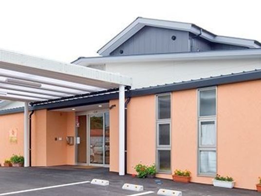 明るい職場の外観