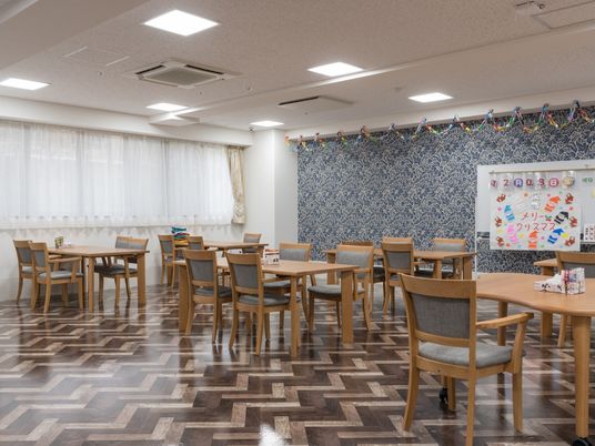  広々とした快適な食堂 