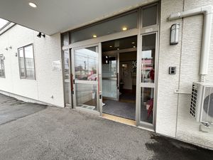 開放的なエントランス