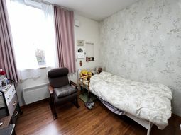 日差しの差し込む居室
