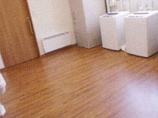 清潔な洗濯機置き場