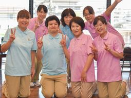 元気なスタッフの集合