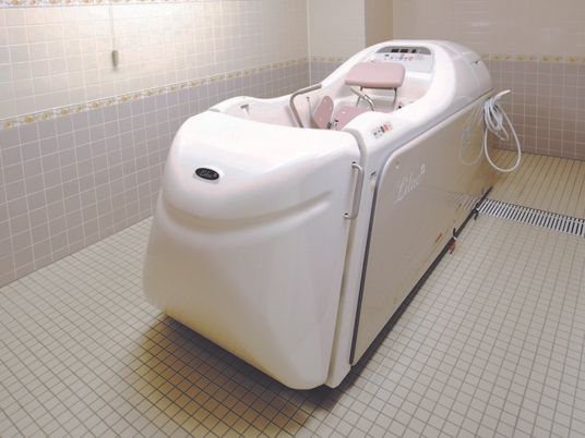最新機器付き浴室