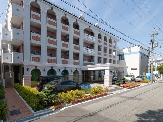 明るく開放的な外観