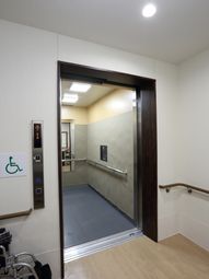 バリアフリーエレベーター