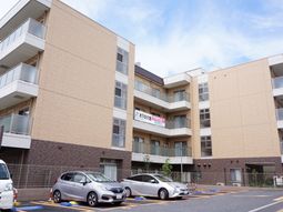 多階層建物の外観