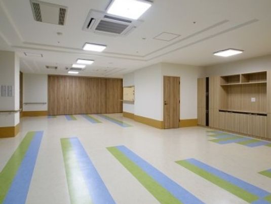 広々とした多目的空間