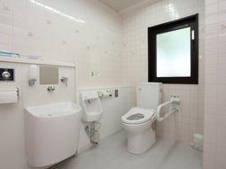 清潔なトイレ設備