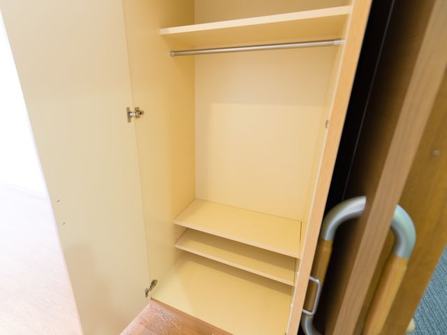 整頓されたクローゼット