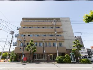多階建て施設外観