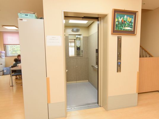 バリアフリーなエレベーター