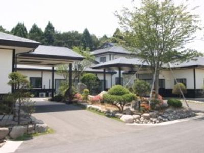 ゆったりとした施設外観