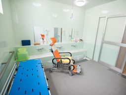 清潔な浴室設備