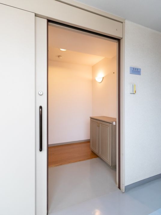 居室の開放的な入り口