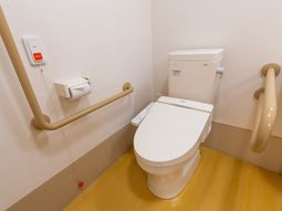 配慮されたトイレ設備