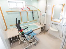 介護用浴室の設備