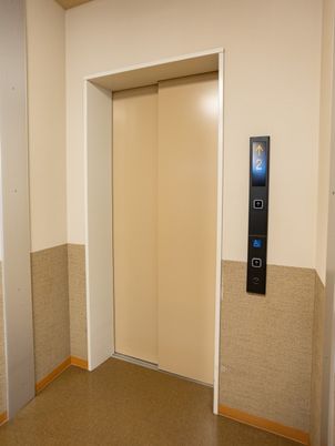 便利に移動できるエレベーター
