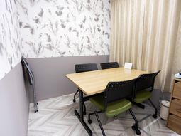 ミーティングルーム