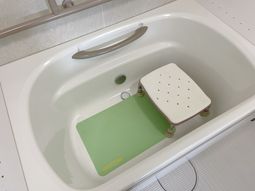 安全設計の入浴スペース