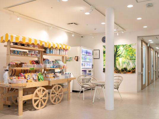 ゆったりとした売店の様子