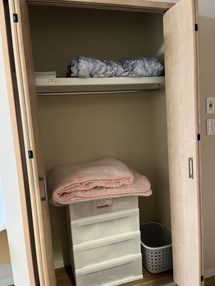 整然とした収納クローゼット