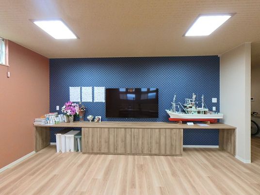 情報掲示と模型の部屋