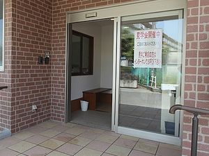 自動ドアの出入口