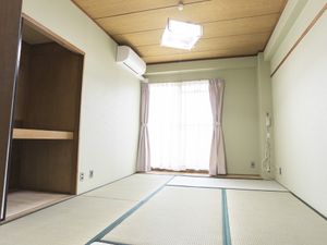 明るい空間の和室