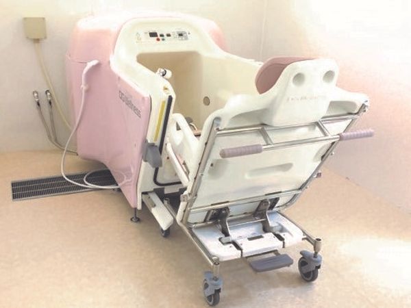 特殊浴槽の設備