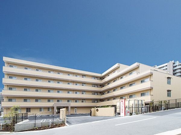多階層の外観