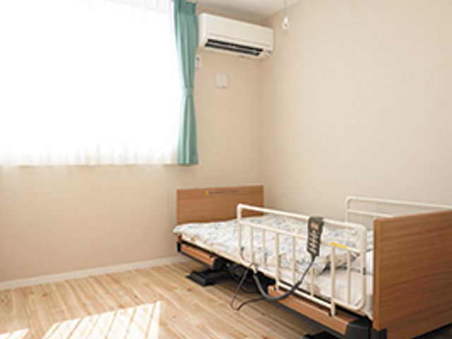 整備された居室 居室 きれいに整えられた居室で、皆様のサポートをお願いします。快適な環境でのお仕事です。