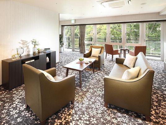 リラックスできる共有ラウンジ