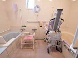 清潔な浴室設備