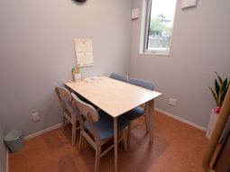 多目的室の落ち着いた空間