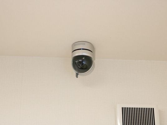 監視カメラ設置された壁面