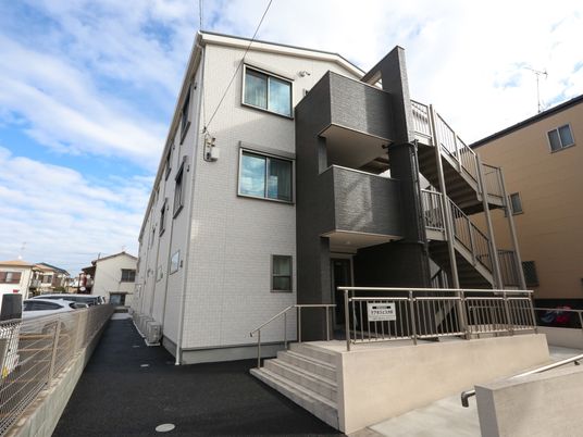 清潔な建物外観