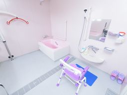 バリアフリー浴室設備