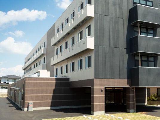 モダンな外観の建物  