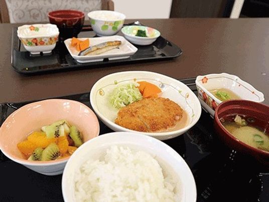 和洋折衷の食事