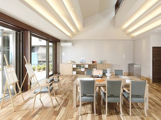 明るく広々とした多目的室