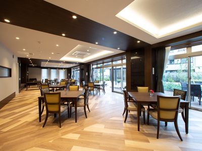 広々としたダイニングスペース