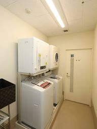 清潔感のある洗濯室