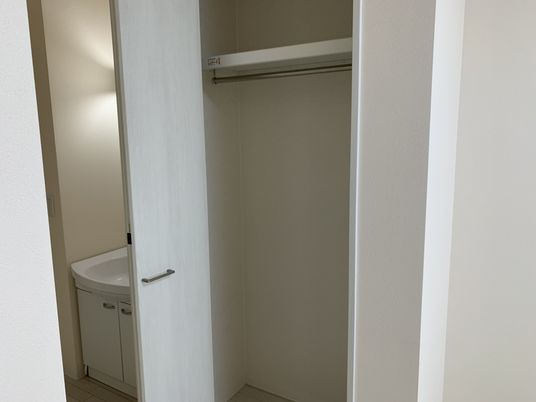 広々としたクローゼット