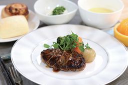 美味しそうな食事の盛り付け