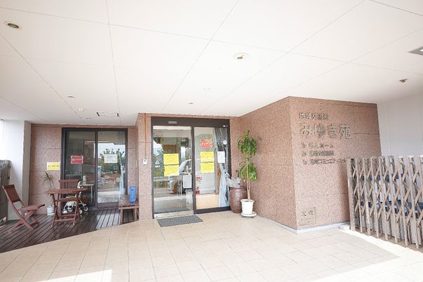 清潔感のあるエントランス