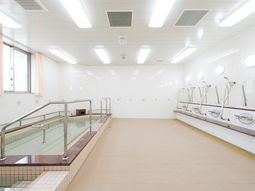 清潔な浴室空間