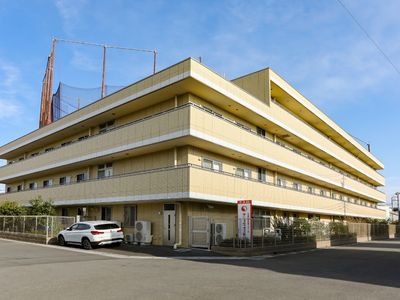 多階層建物の外観