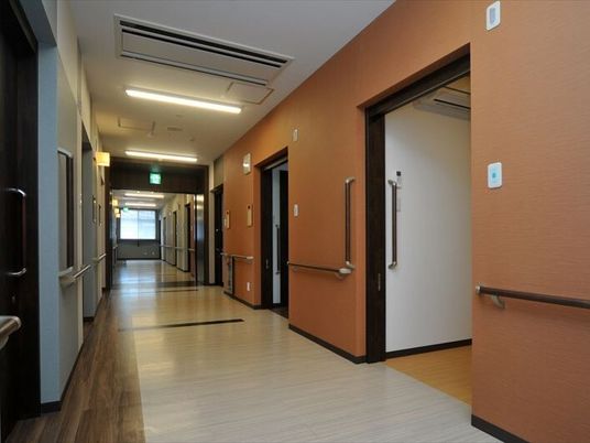 廊下の安全な歩行スペース