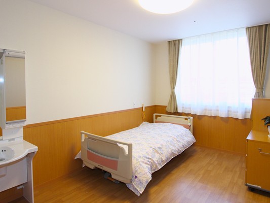 のべおか老健あたごの外観