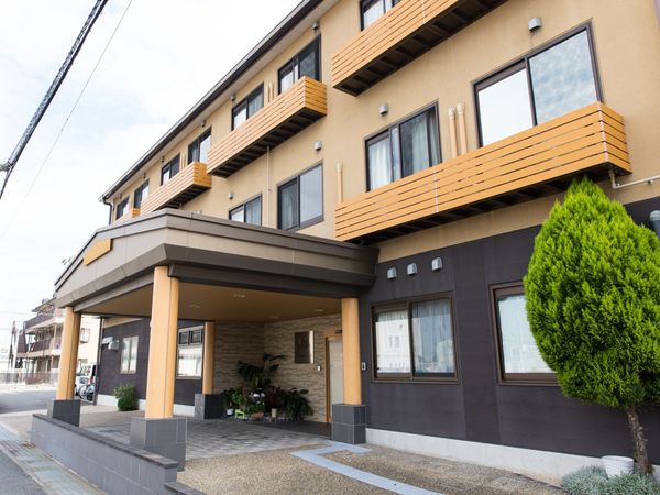 快適な建物のエントランス